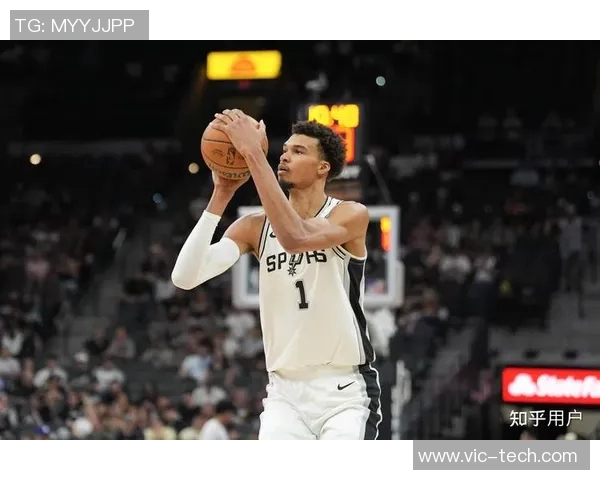 马刺与快船常规赛对决精彩回顾球队表现与战术分析