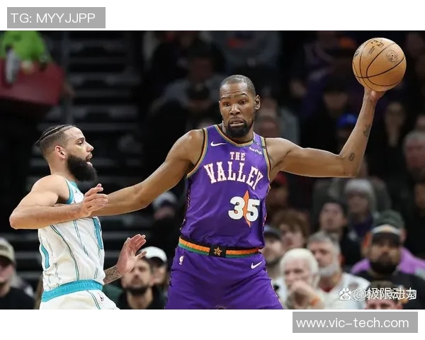 黄蜂与热火季后赛第四场激战回顾与精彩瞬间盘点