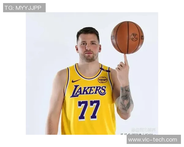 东契奇狂砍73分刷新现役得分纪录独行侠力克太阳终结连胜之路