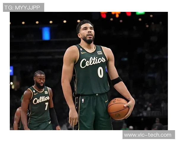 杰森塔图姆如何在NBA赛场上展现超凡实力与领导才能