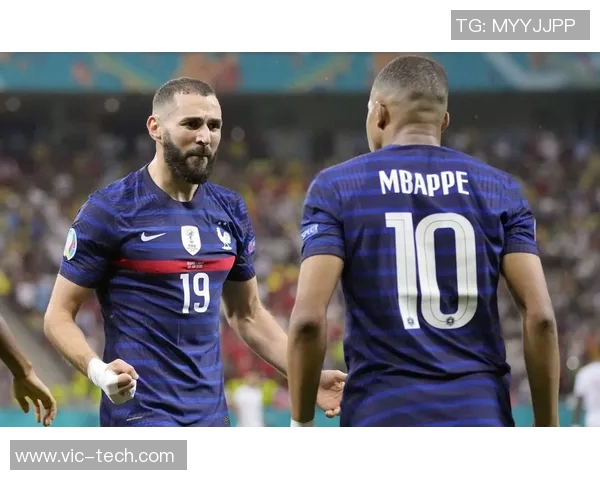 姆巴佩领衔法国队冲击世界杯冠军展现足球天赋与团队精神的完美结合